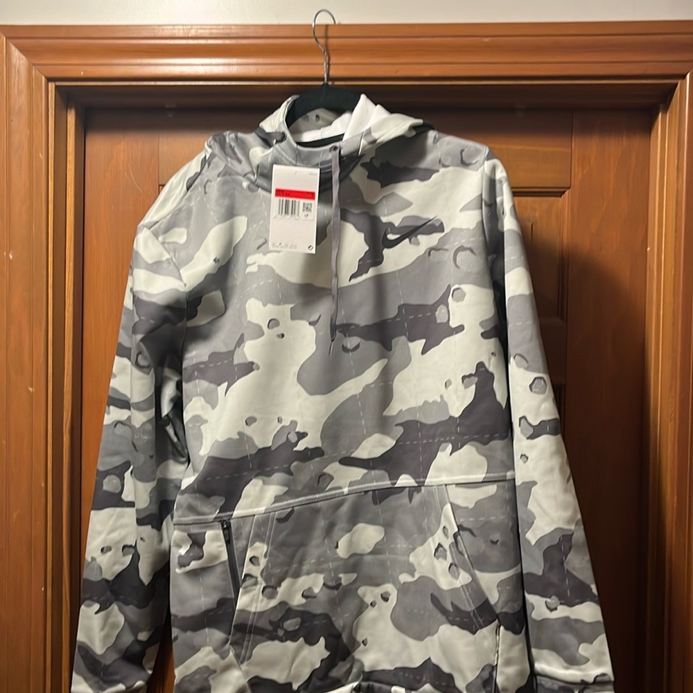 COPY - Nike camouflage hoodie